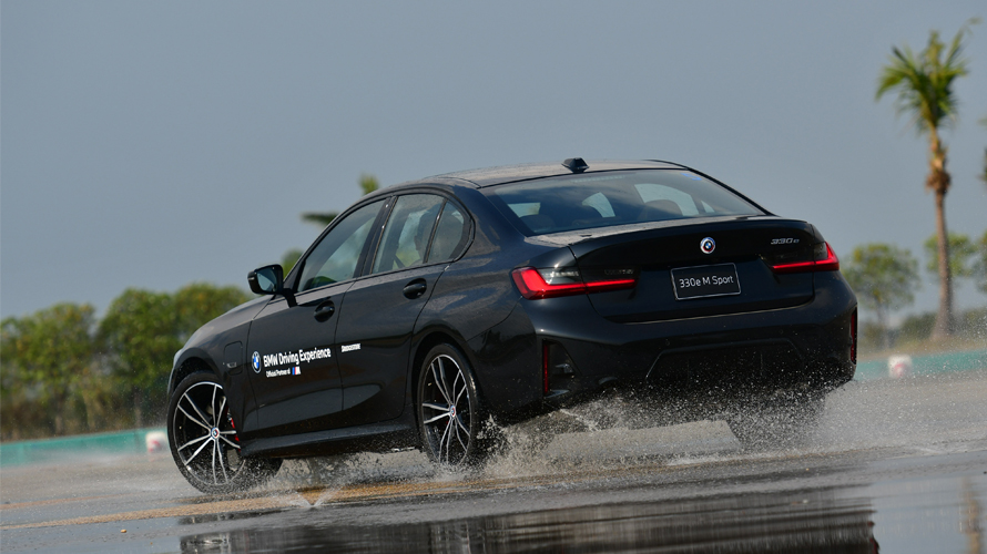 BMW Driving Experience
